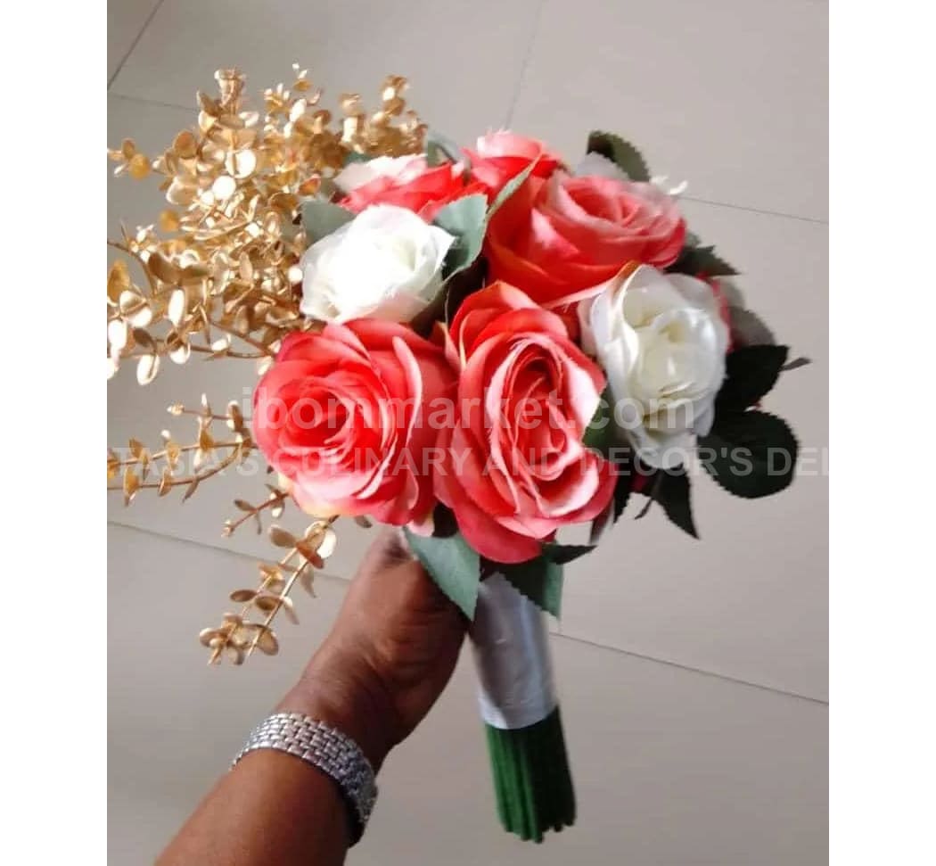 Blush elegance rose bouquet