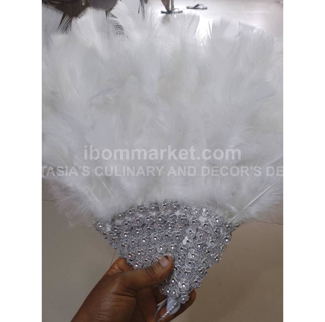 Luxury white feather fan