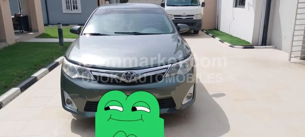 Toyota Camry 2014